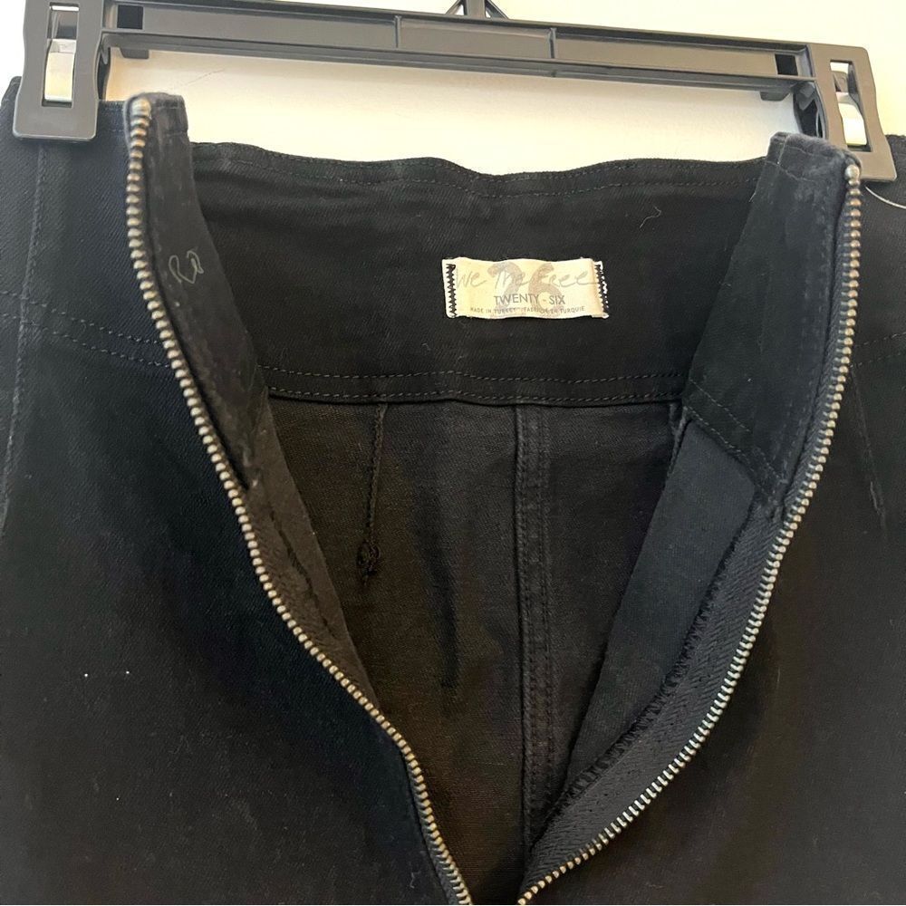 Free People Virgo Black Denim Zip Front Mini Skirt Size 26 NWT - Picture 4 of 9